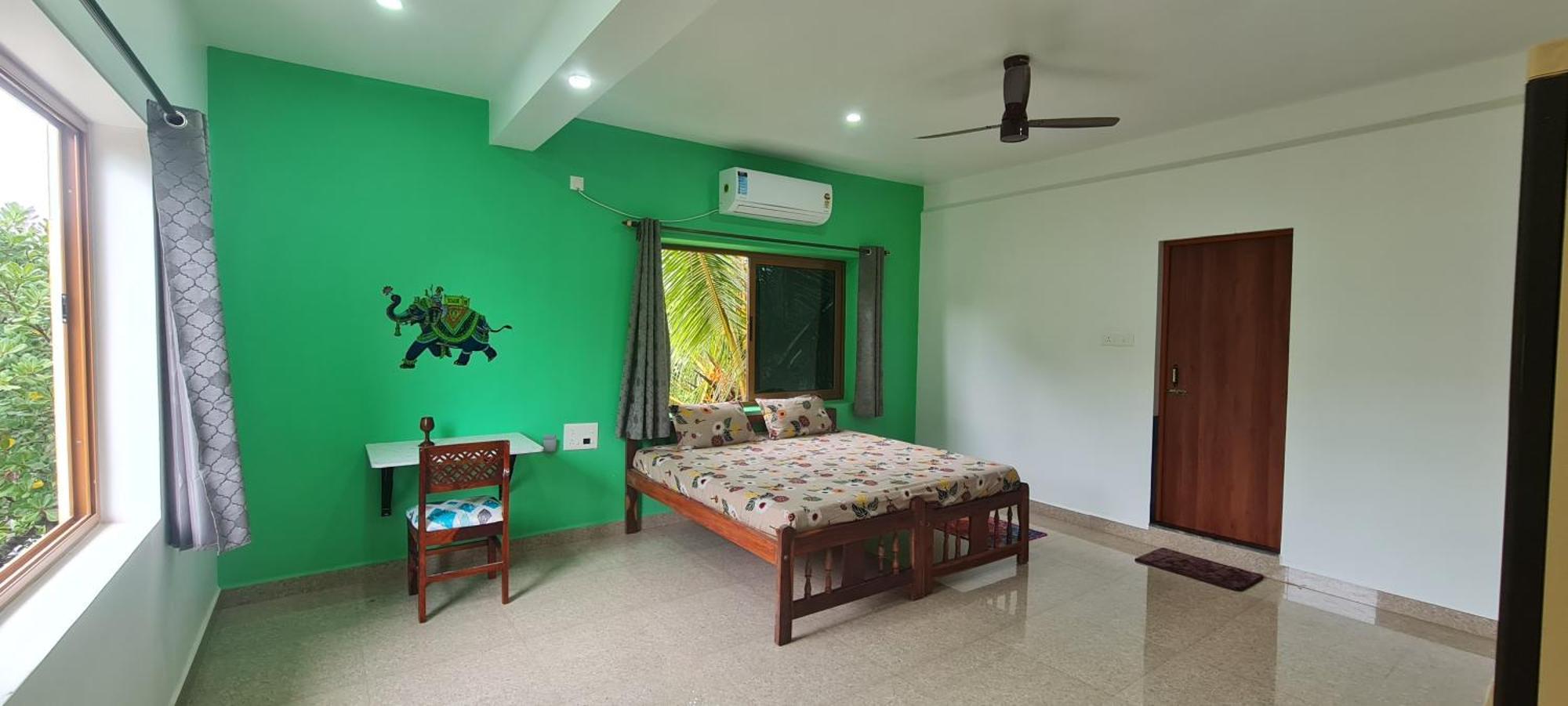Happy Moon Homestay Aldona 외부 사진